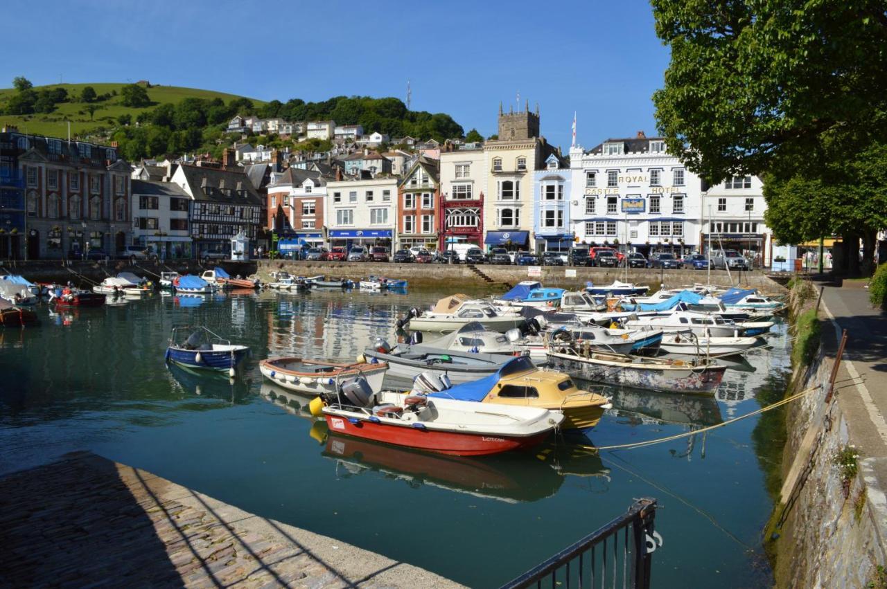 The Nautical Nest In The Heart Of Dartmouth Villa Exterior photo